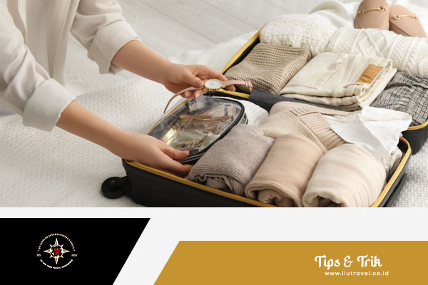 10-Barang-Wajib-Dibawa-saat-Traveling-agar-Perjalanan-Lebih-Praktis